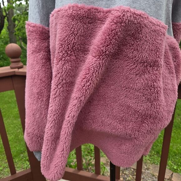 Spirit Jersey Ladies Gray and Pink Cozy Fleece Sounvenir Sweatshirt Sz L - Picture 6 of 14